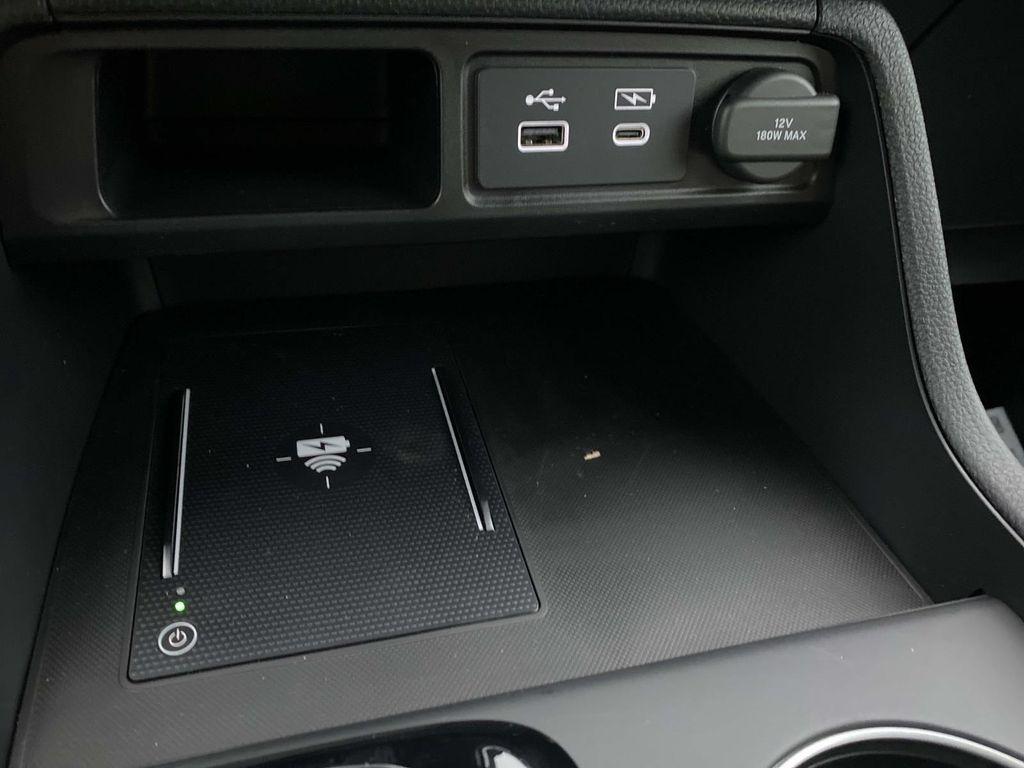 new 2025 Honda Pilot car, priced at $47,095