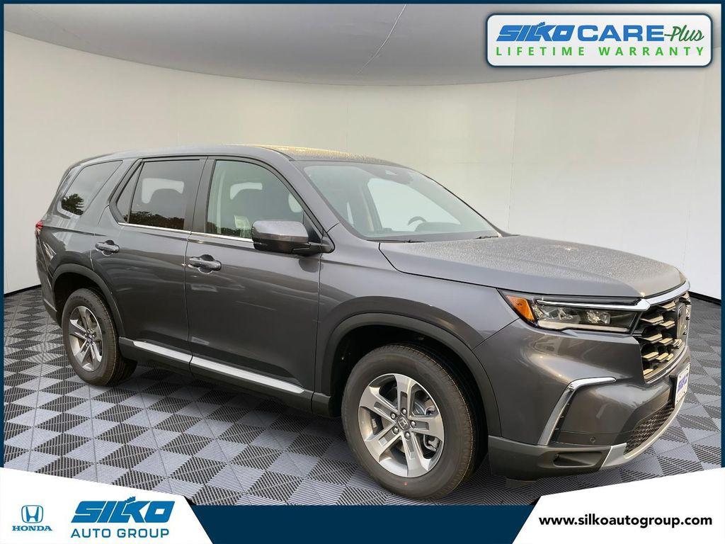 new 2025 Honda Pilot car, priced at $47,095
