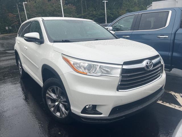 used 2014 Toyota Highlander car, priced at $17,849