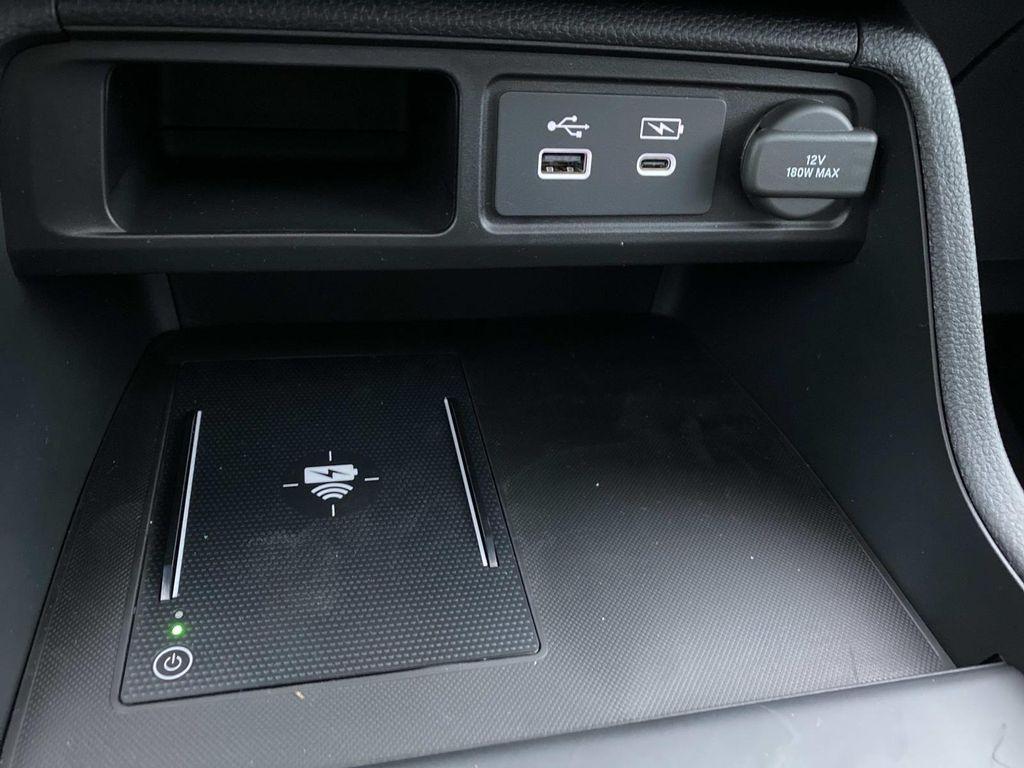 new 2025 Honda Pilot car, priced at $50,895