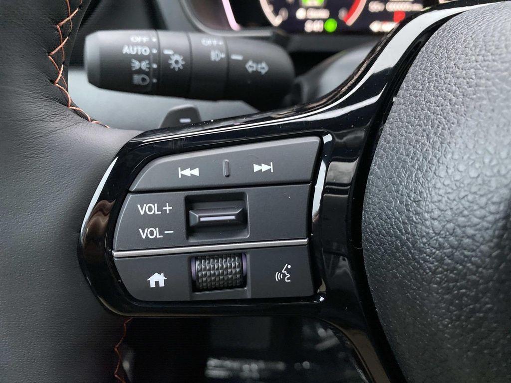 new 2025 Honda Pilot car, priced at $50,895