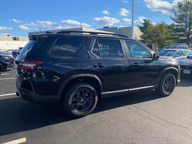 new 2025 Honda Pilot car, priced at $50,795