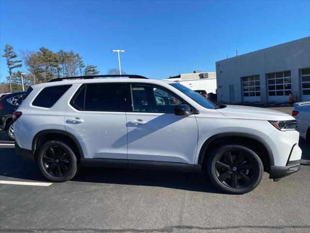 new 2025 Honda Pilot car, priced at $56,430