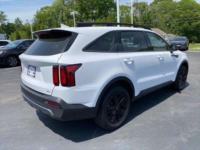 used 2023 Kia Sorento car, priced at $30,972