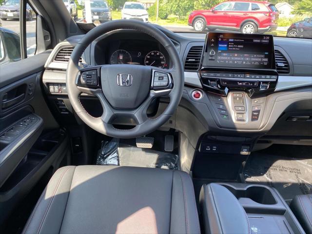 used 2025 Honda Odyssey car, priced at $42,907