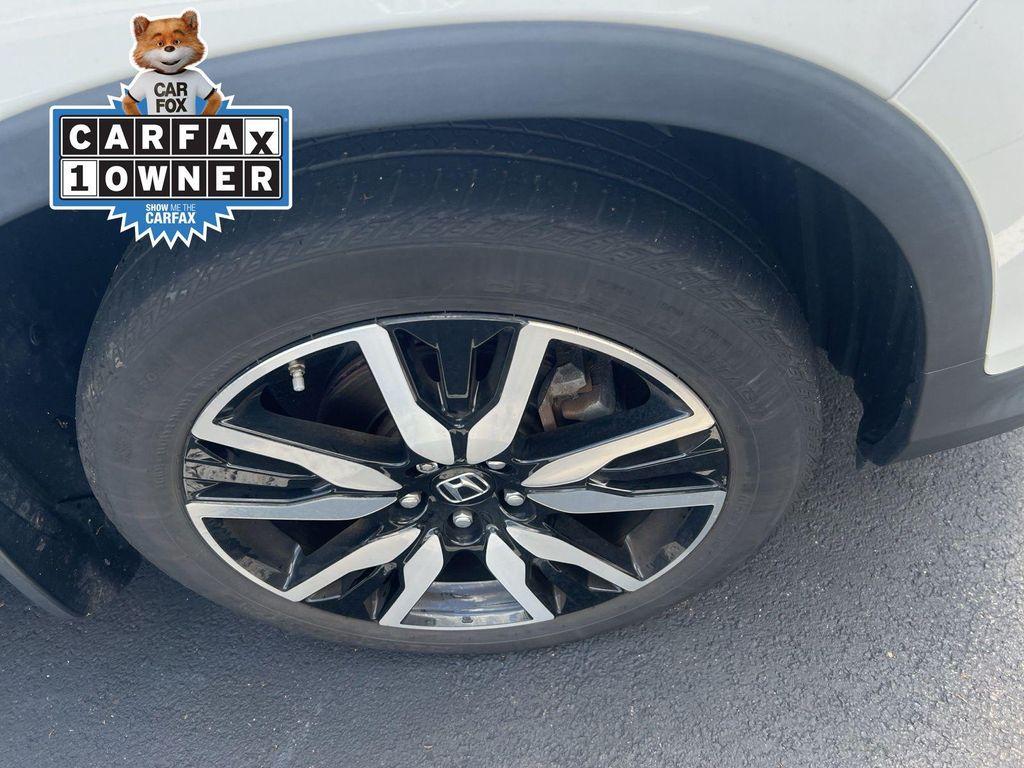 used 2022 Honda Pilot car, priced at $35,742