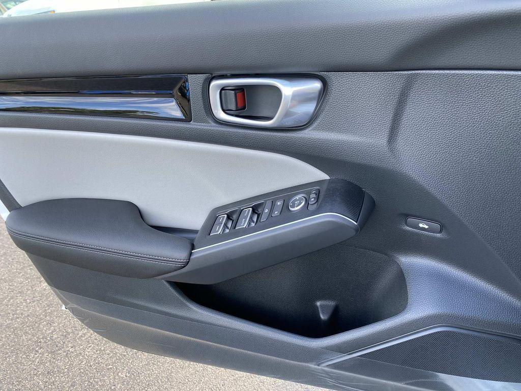new 2026 Honda Civic Hybrid car, priced at $33,945