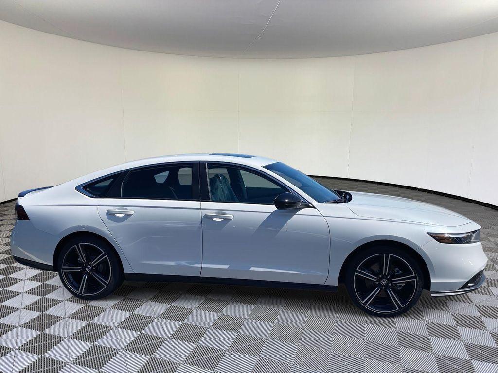 new 2025 Honda Accord Hybrid car, priced at $35,260