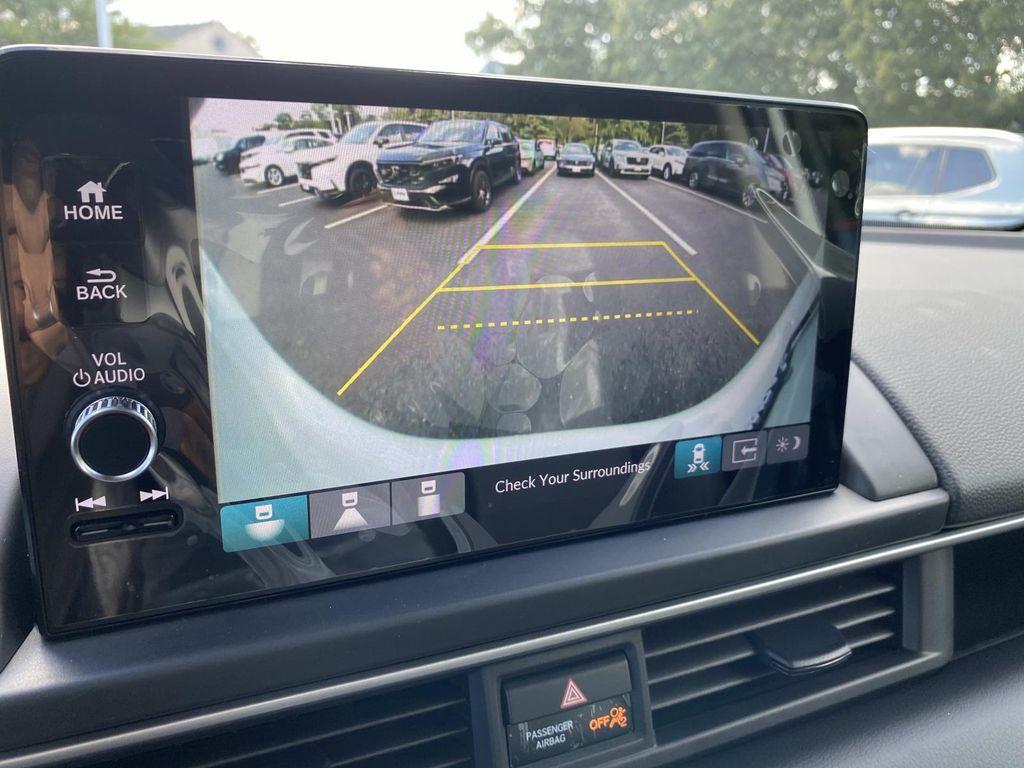 new 2025 Honda Pilot car, priced at $47,550