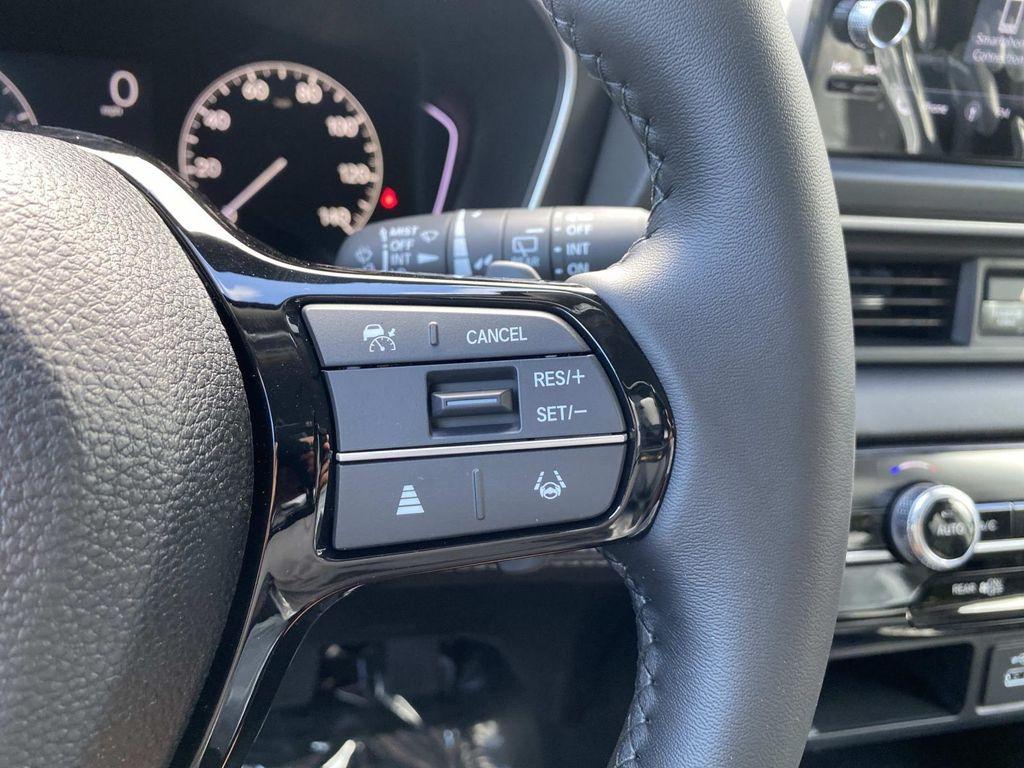 new 2025 Honda Pilot car, priced at $47,550
