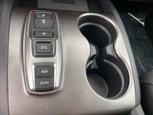 used 2022 Honda Pilot car, priced at $34,897