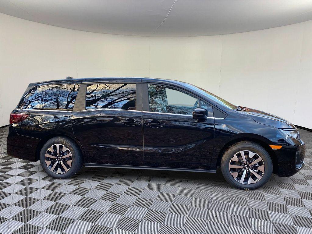 new 2026 Honda Odyssey car, priced at $44,290