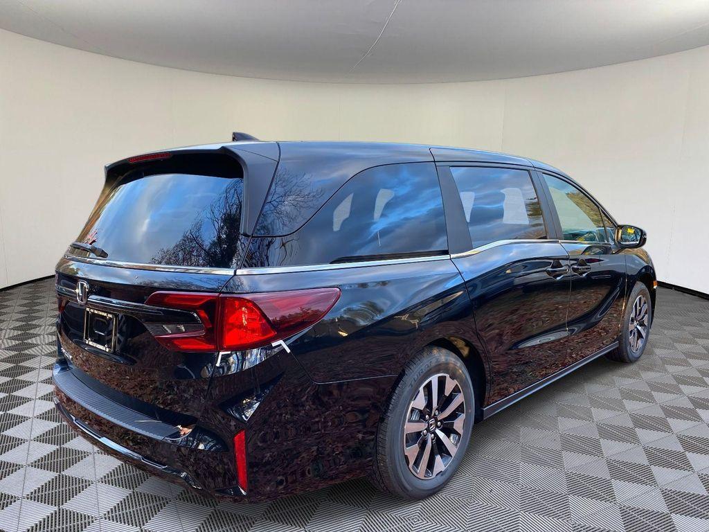 new 2026 Honda Odyssey car, priced at $44,290
