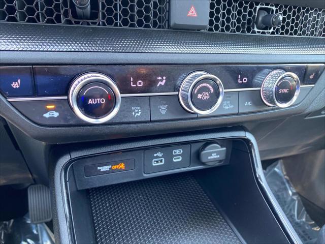 used 2025 Honda CR-V car, priced at $35,351