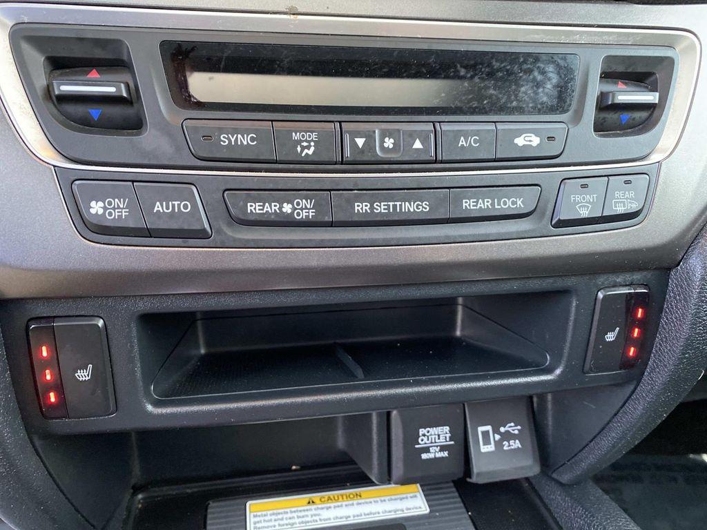 used 2022 Honda Pilot car, priced at $33,971