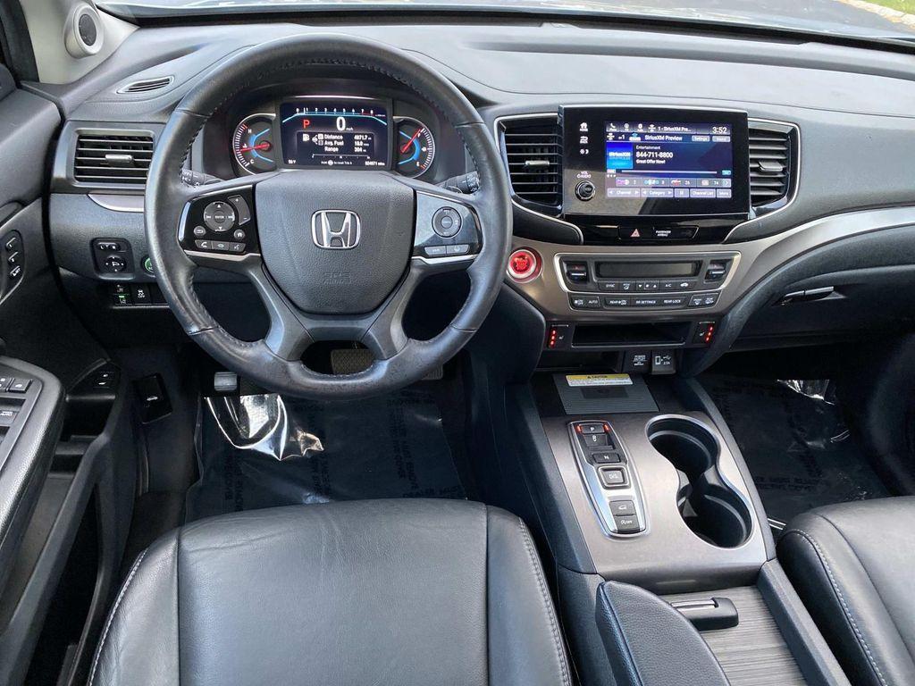 used 2022 Honda Pilot car, priced at $33,971