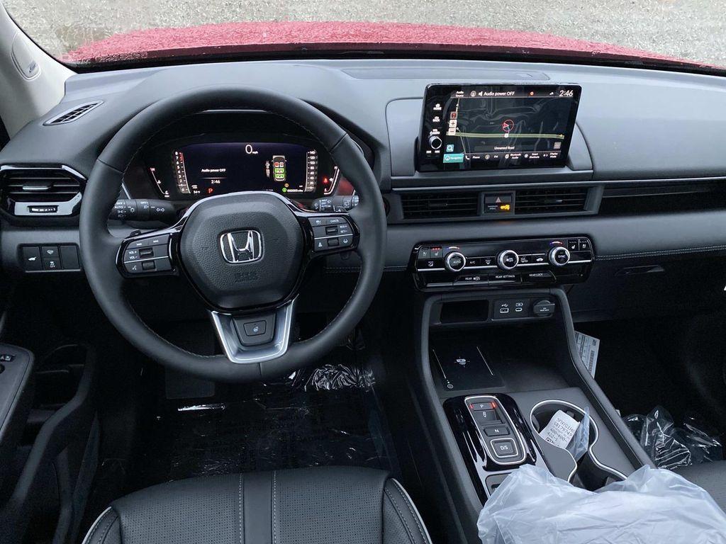 new 2025 Honda Pilot car, priced at $55,030