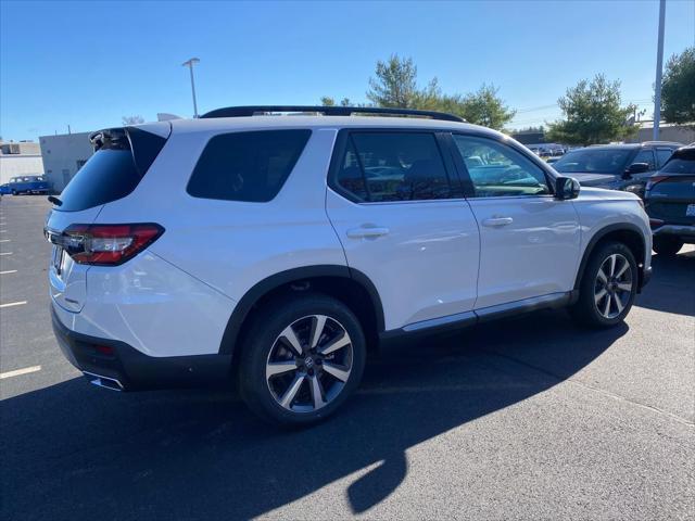 new 2025 Honda Pilot car, priced at $51,450