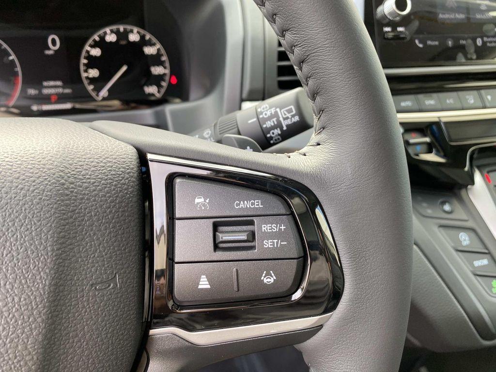 new 2026 Honda Odyssey car, priced at $44,290