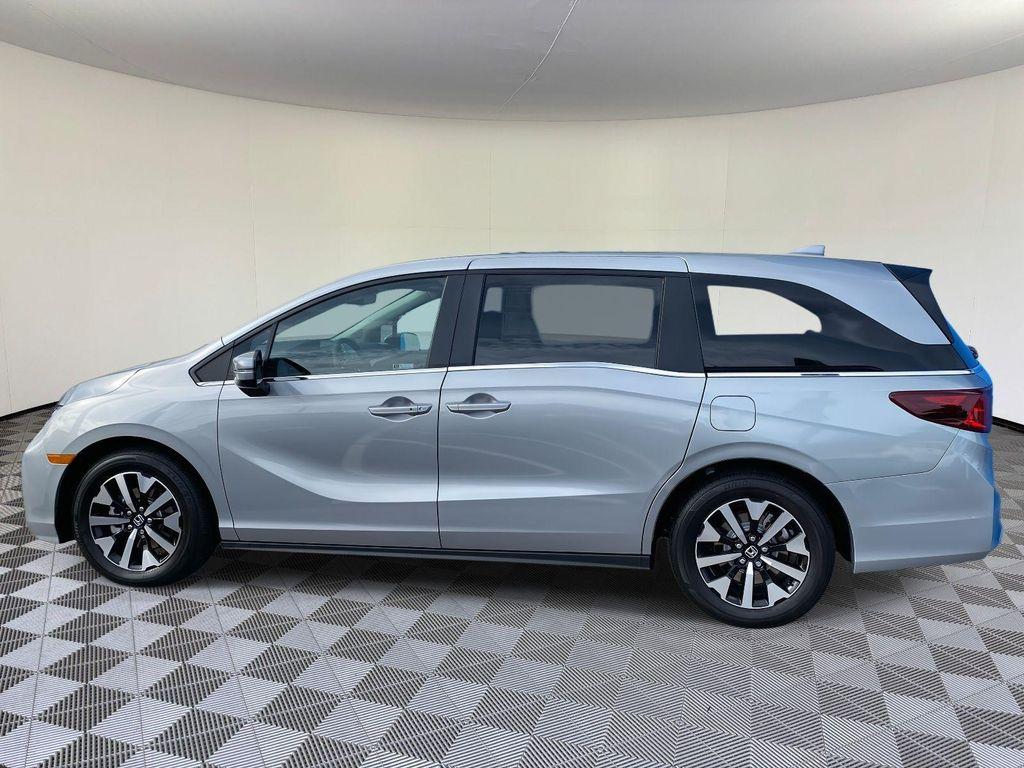 new 2026 Honda Odyssey car, priced at $44,290