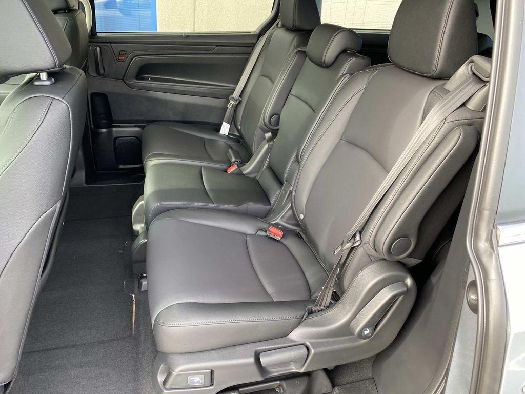 new 2026 Honda Odyssey car, priced at $44,290