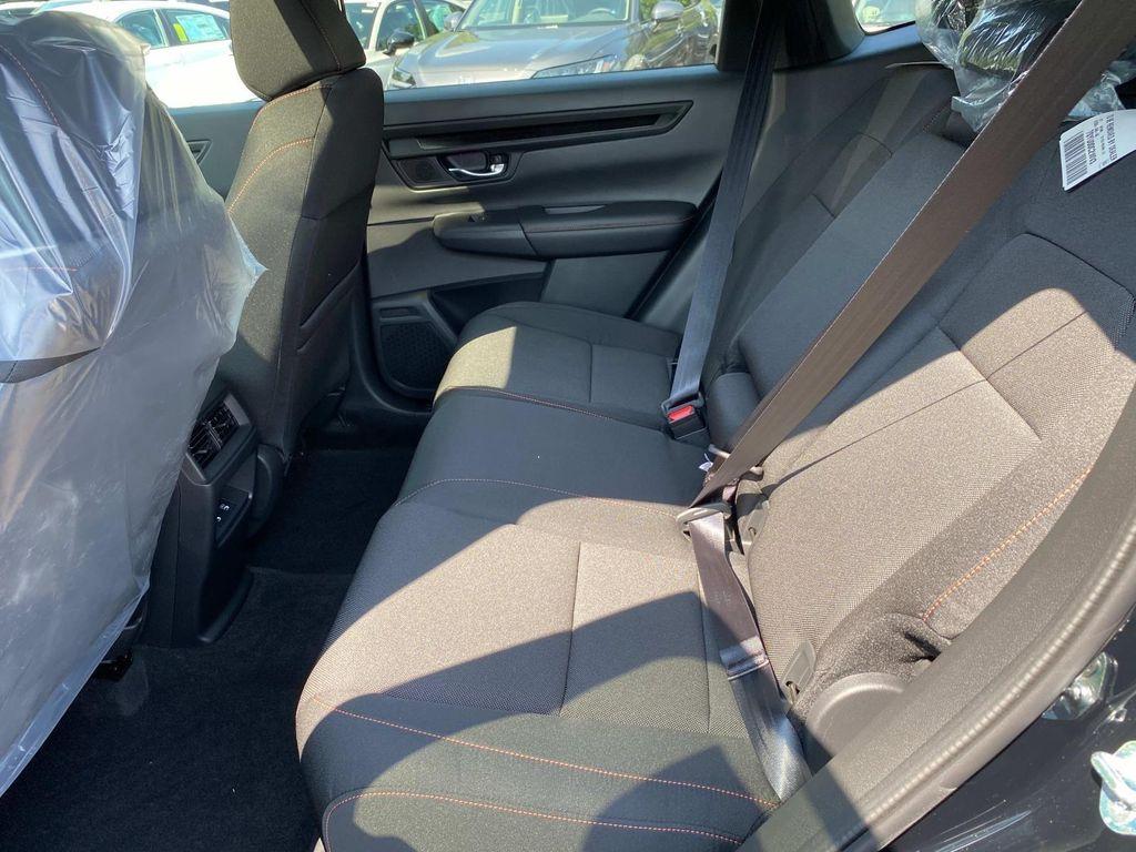 new 2026 Honda CR-V Hybrid car, priced at $40,195