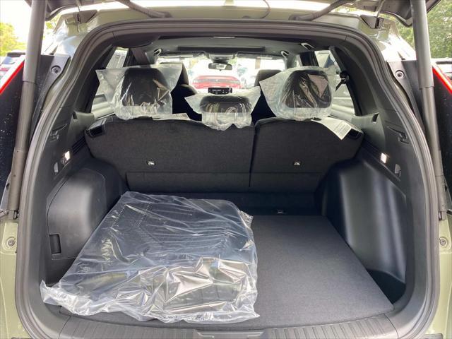 new 2026 Honda CR-V Hybrid car, priced at $40,650