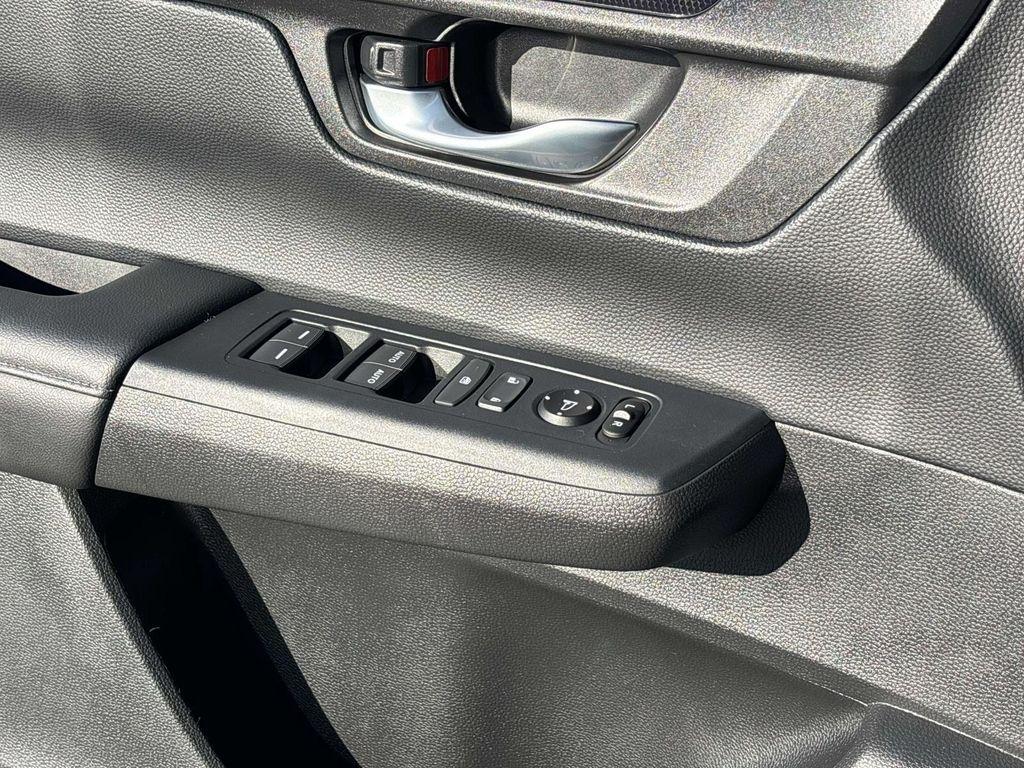 used 2024 Honda CR-V car, priced at $32,935