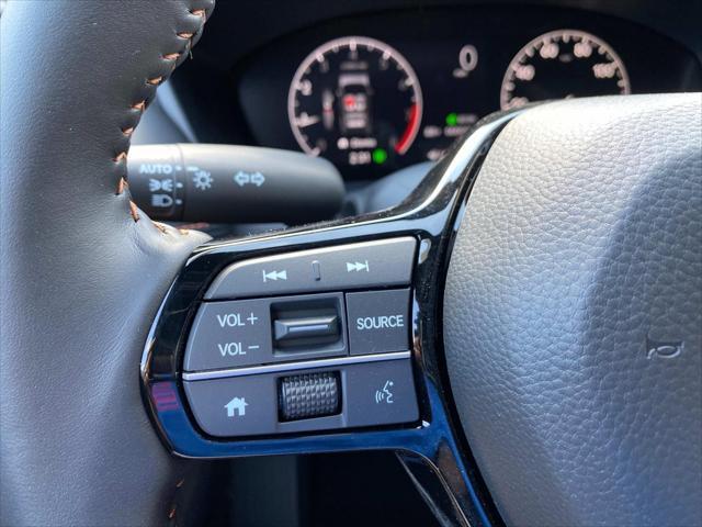 new 2025 Honda HR-V car, priced at $30,850