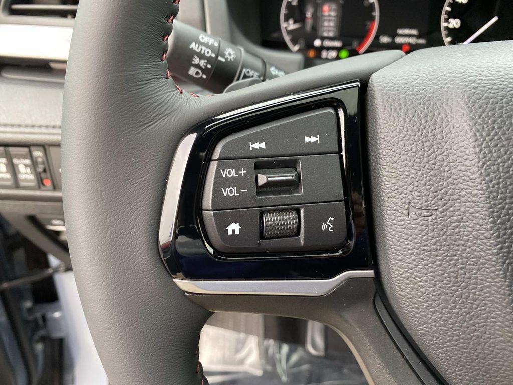 used 2025 Honda Odyssey car, priced at $39,513