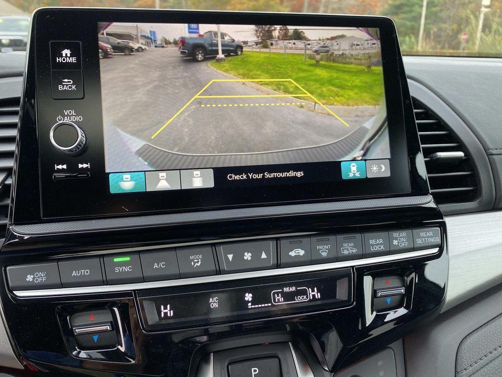 used 2025 Honda Odyssey car, priced at $39,513