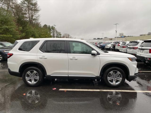 new 2025 Honda Pilot car, priced at $47,450