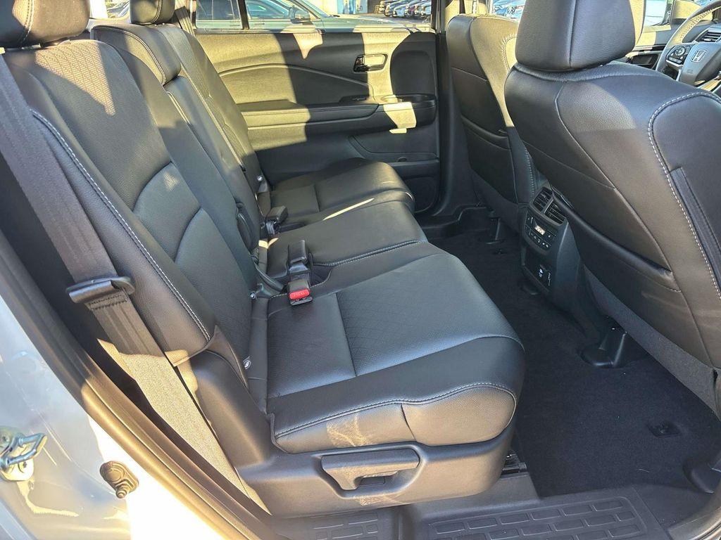 used 2022 Honda Passport car, priced at $37,660