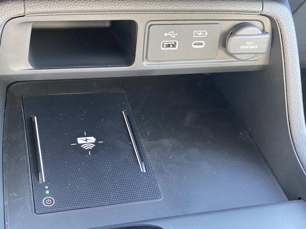 new 2025 Honda Pilot car, priced at $52,995