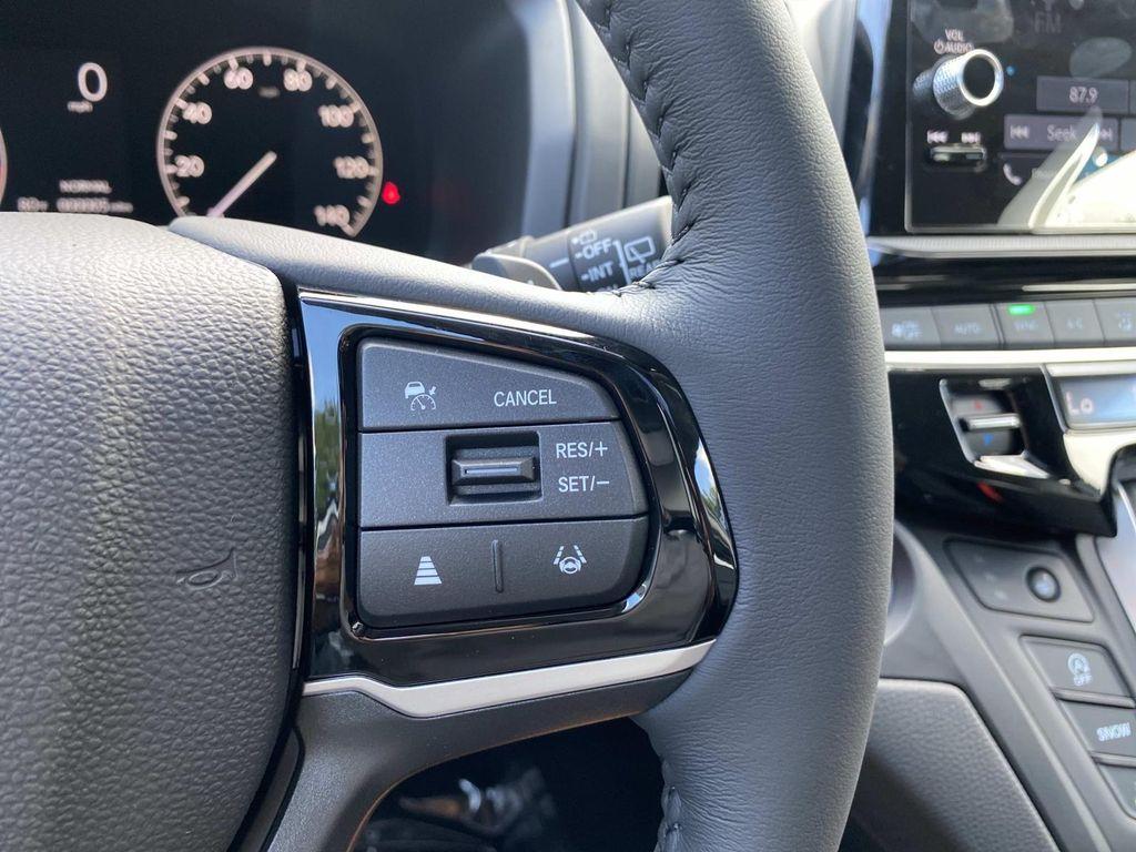 new 2026 Honda Odyssey car, priced at $44,290