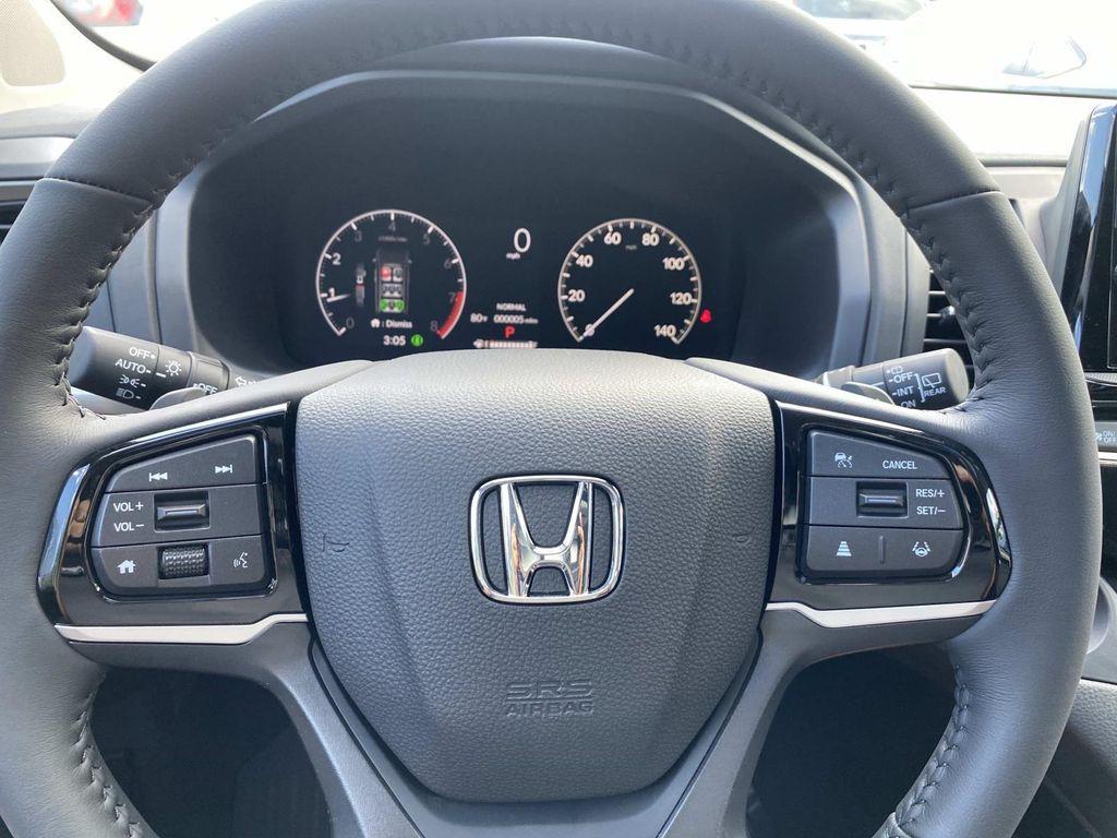 new 2026 Honda Odyssey car, priced at $44,290