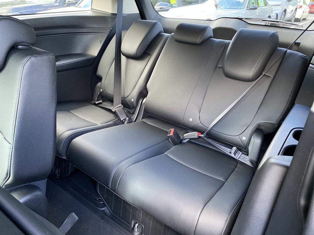 new 2026 Honda Odyssey car, priced at $44,290