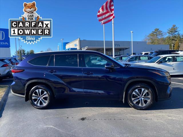 used 2022 Toyota Highlander car, priced at $30,984