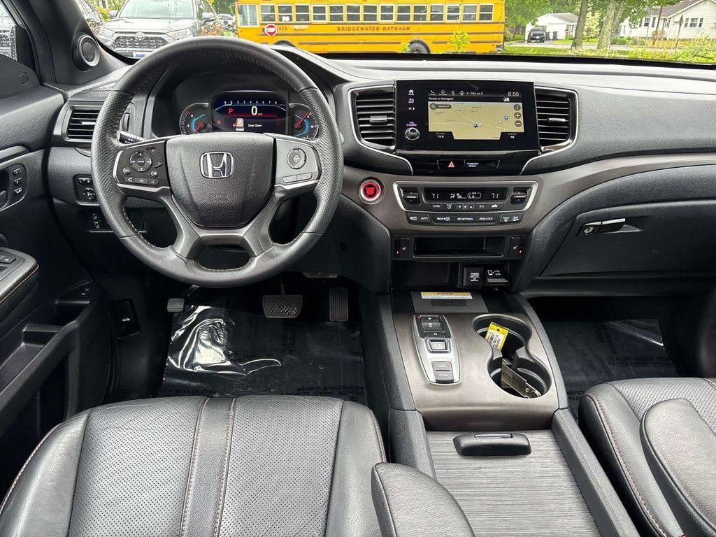 used 2022 Honda Pilot car, priced at $32,337