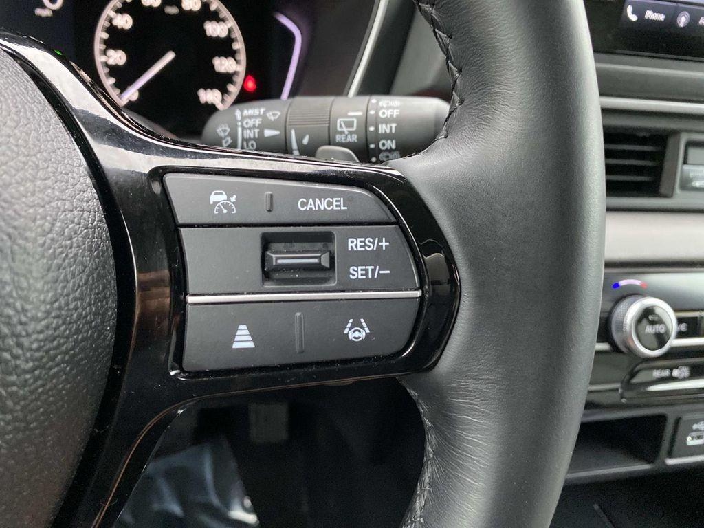 used 2025 Honda Pilot car, priced at $44,488