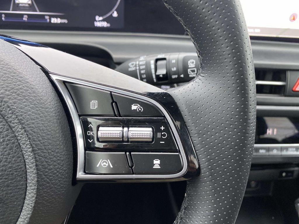 used 2024 Kia Seltos car, priced at $25,583