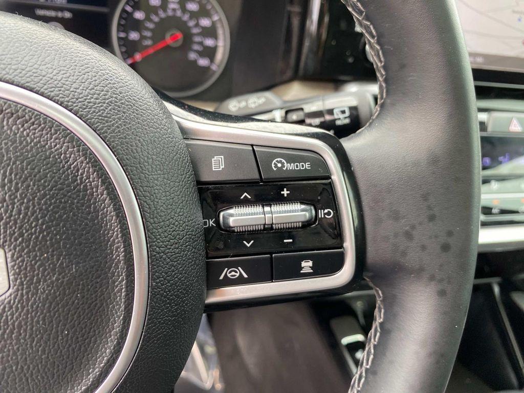 used 2022 Kia Sorento car, priced at $29,751