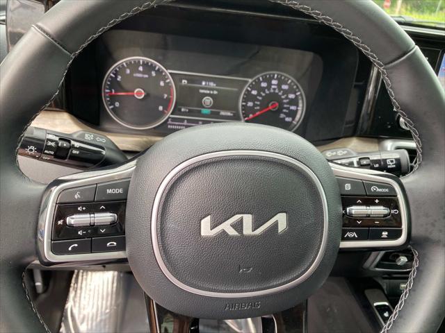 used 2022 Kia Sorento car, priced at $29,920