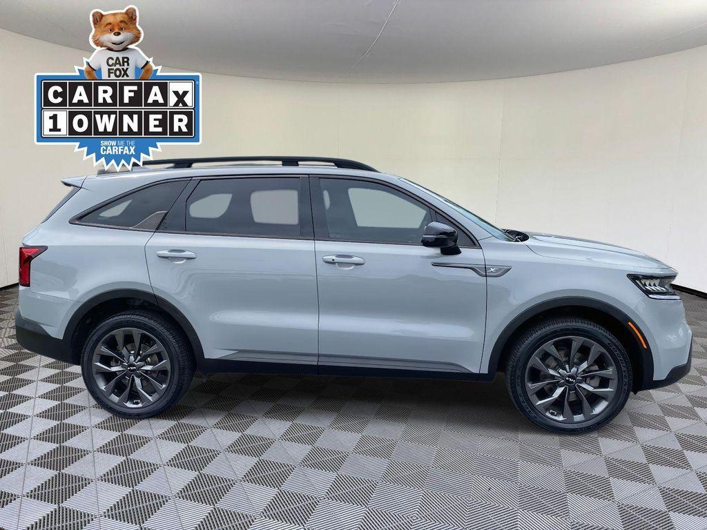 used 2022 Kia Sorento car, priced at $29,751