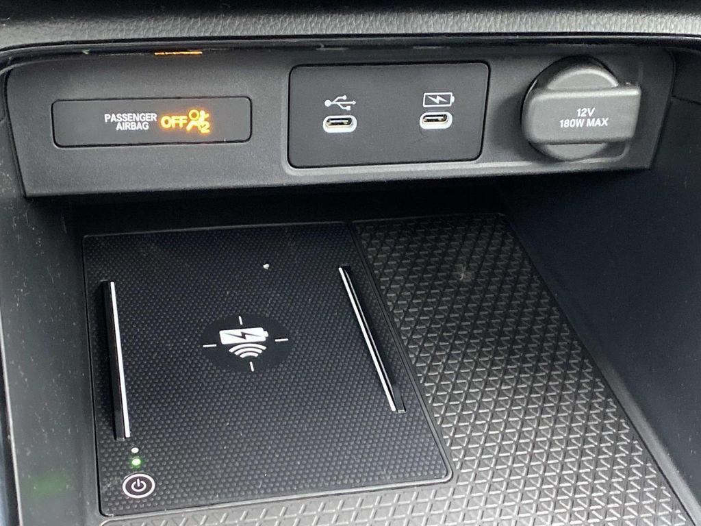 new 2026 Honda CR-V Hybrid car, priced at $41,675