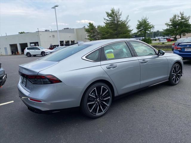new 2025 Honda Accord Hybrid car, priced at $40,450