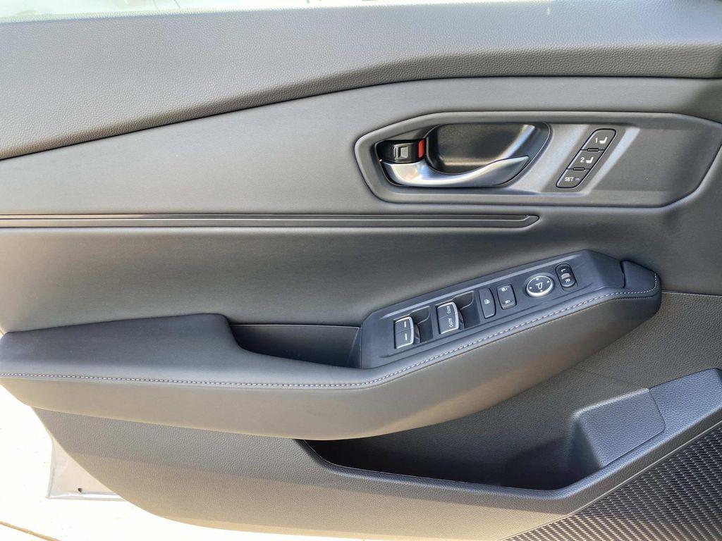 new 2025 Honda Accord Hybrid car, priced at $36,570