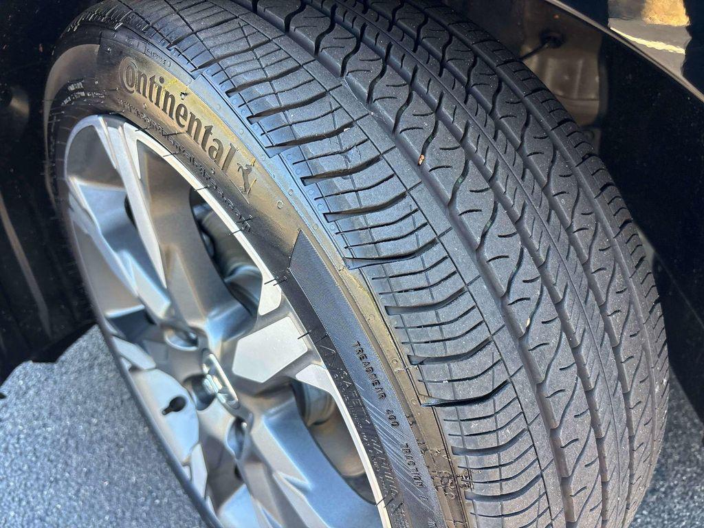 used 2025 Honda Civic Hybrid car, priced at $31,317