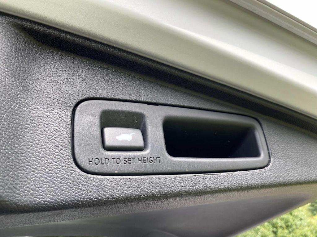 used 2022 Honda CR-V car, priced at $29,954