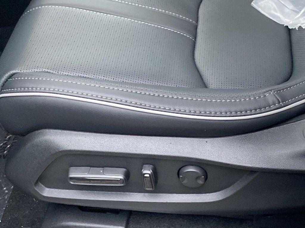 new 2025 Honda Pilot car, priced at $55,030